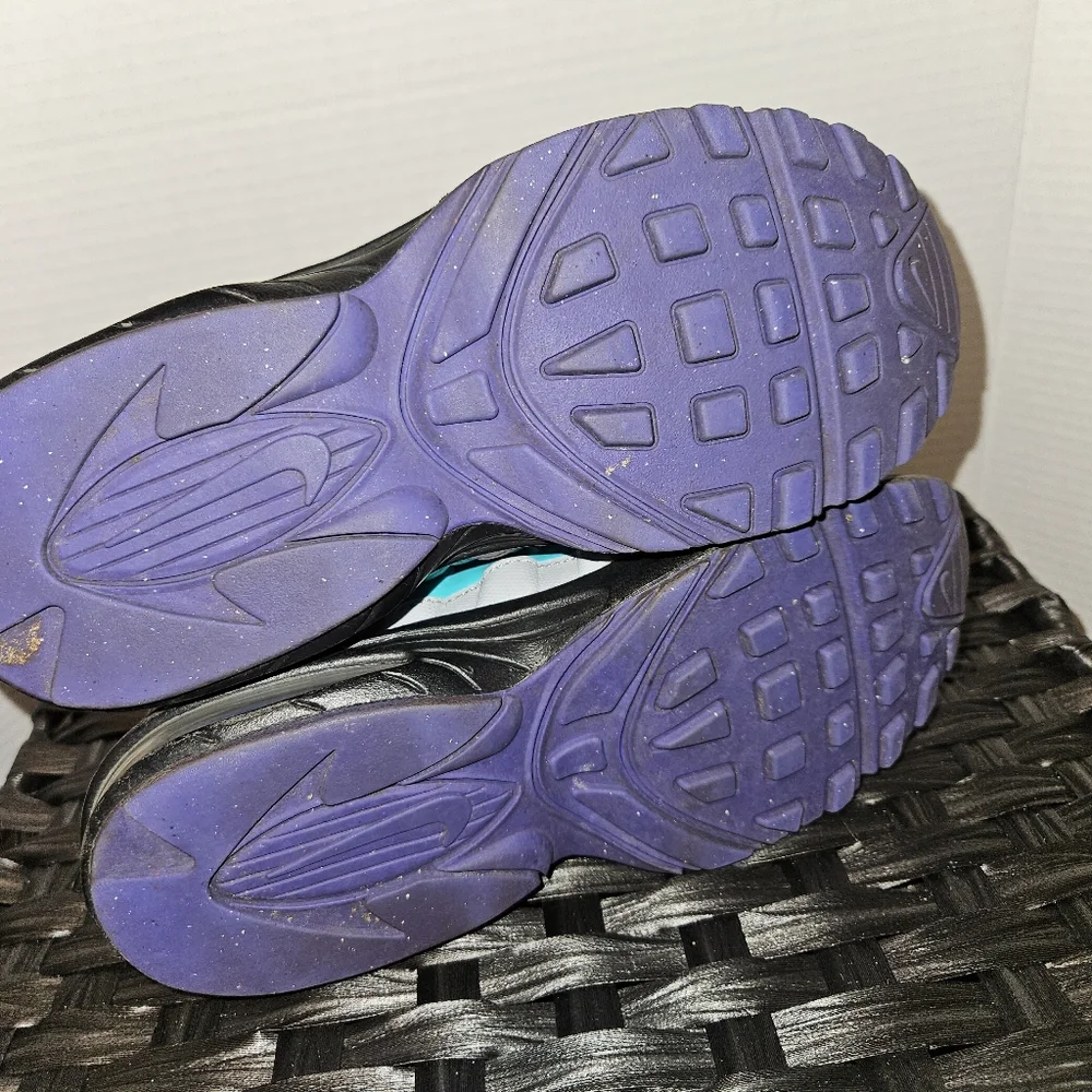 NIKE AIR MAX 95 GS KIDS 3 C. GRAY BLACK PURPLE AND GREEN